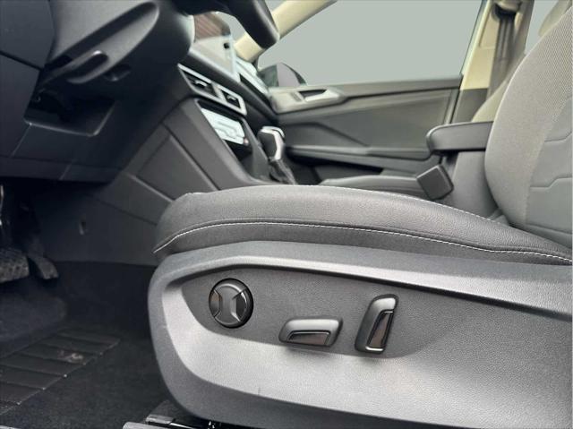 new 2025 Volkswagen Taos car, priced at $34,225