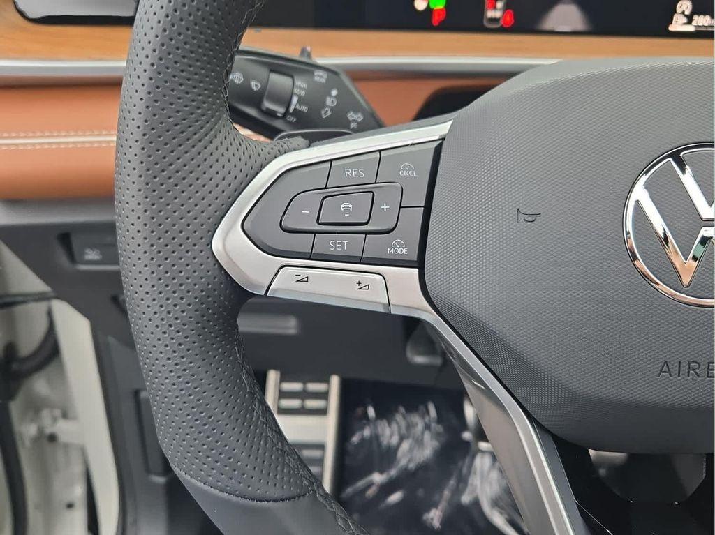 new 2026 Volkswagen Tiguan car, priced at $45,677