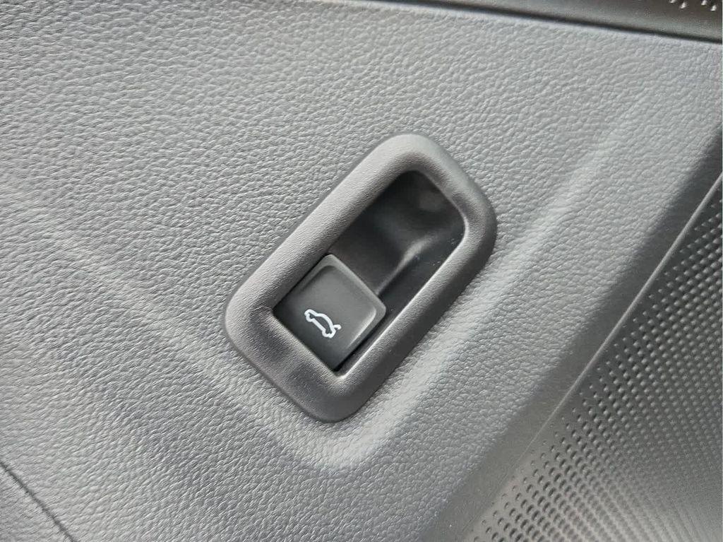 new 2026 Volkswagen Tiguan car, priced at $45,677