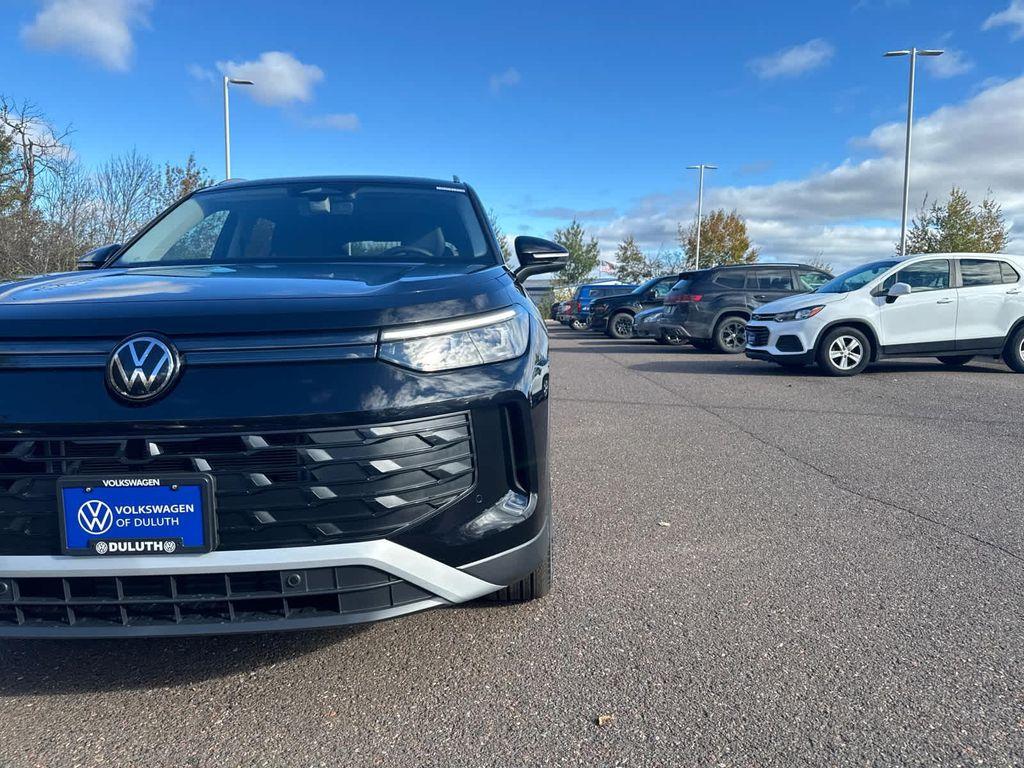 new 2026 Volkswagen Tiguan car, priced at $38,897