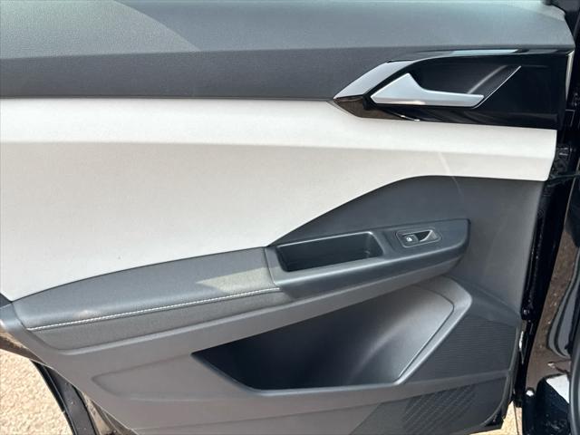 new 2025 Volkswagen Taos car, priced at $28,647