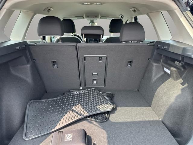 new 2025 Volkswagen Taos car, priced at $28,647