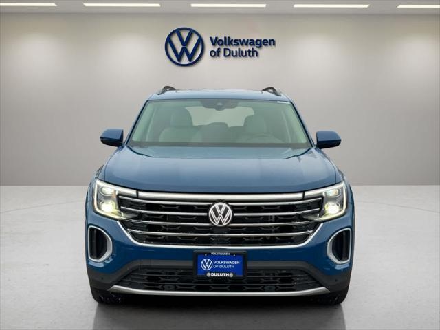 new 2025 Volkswagen Atlas car, priced at $46,717