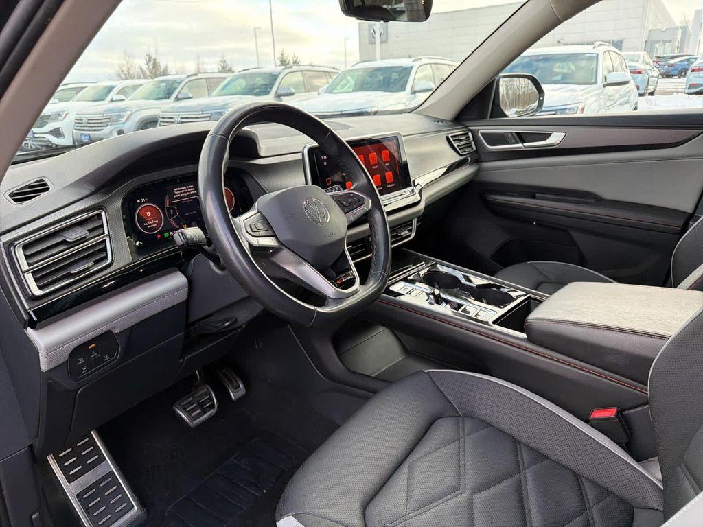 used 2024 Volkswagen Atlas car, priced at $35,000