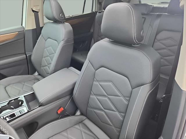 new 2025 Volkswagen Atlas car, priced at $46,450