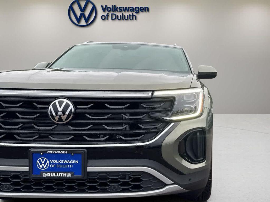 new 2025 Volkswagen Atlas Cross Sport car, priced at $46,305
