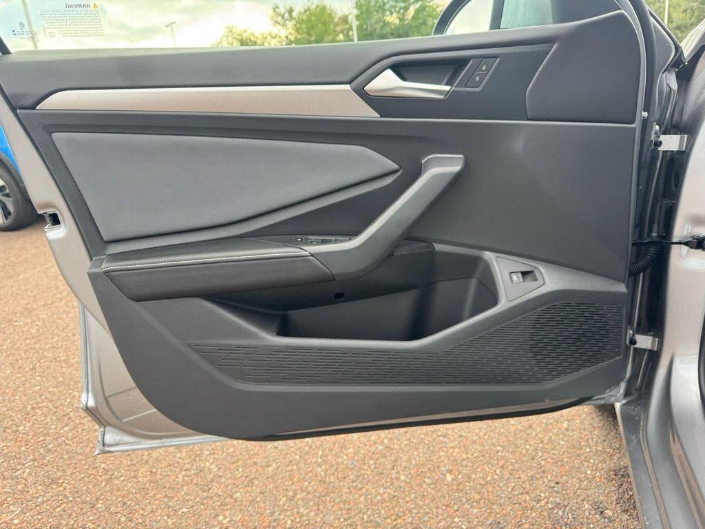 new 2025 Volkswagen Jetta car, priced at $27,492