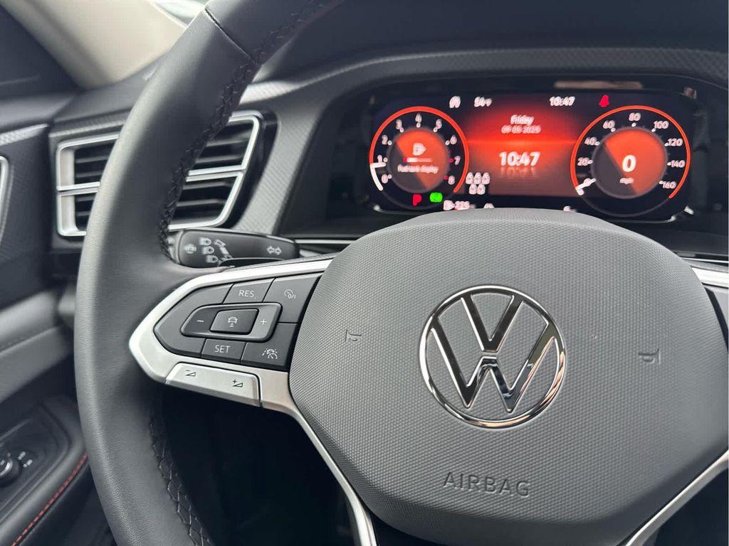 new 2026 Volkswagen Atlas car, priced at $50,088