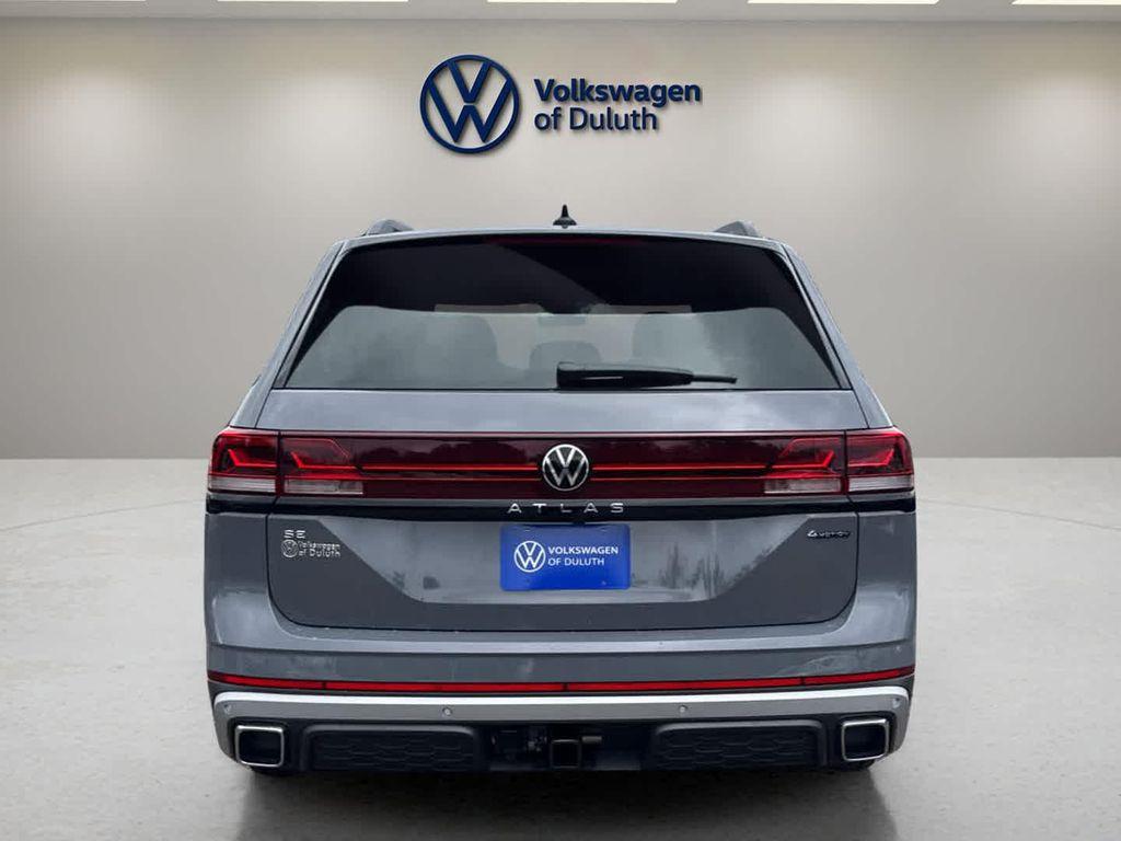 new 2026 Volkswagen Atlas car, priced at $50,088