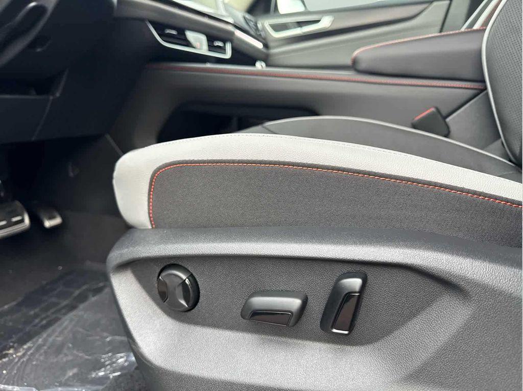 new 2026 Volkswagen Atlas car, priced at $50,088