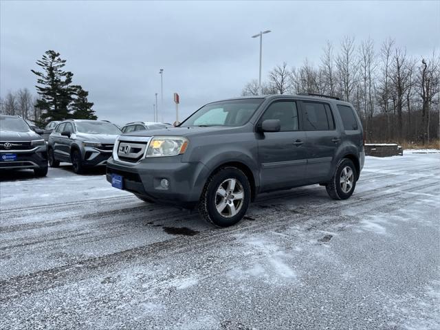 used 2010 Honda Pilot car, priced at $6,999