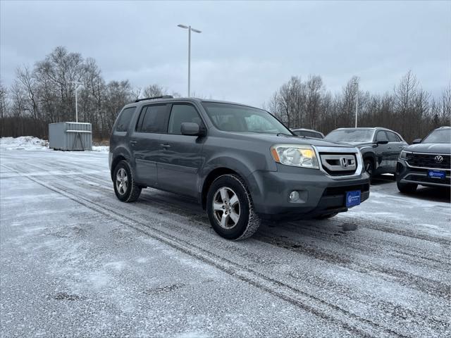 used 2010 Honda Pilot car, priced at $6,999