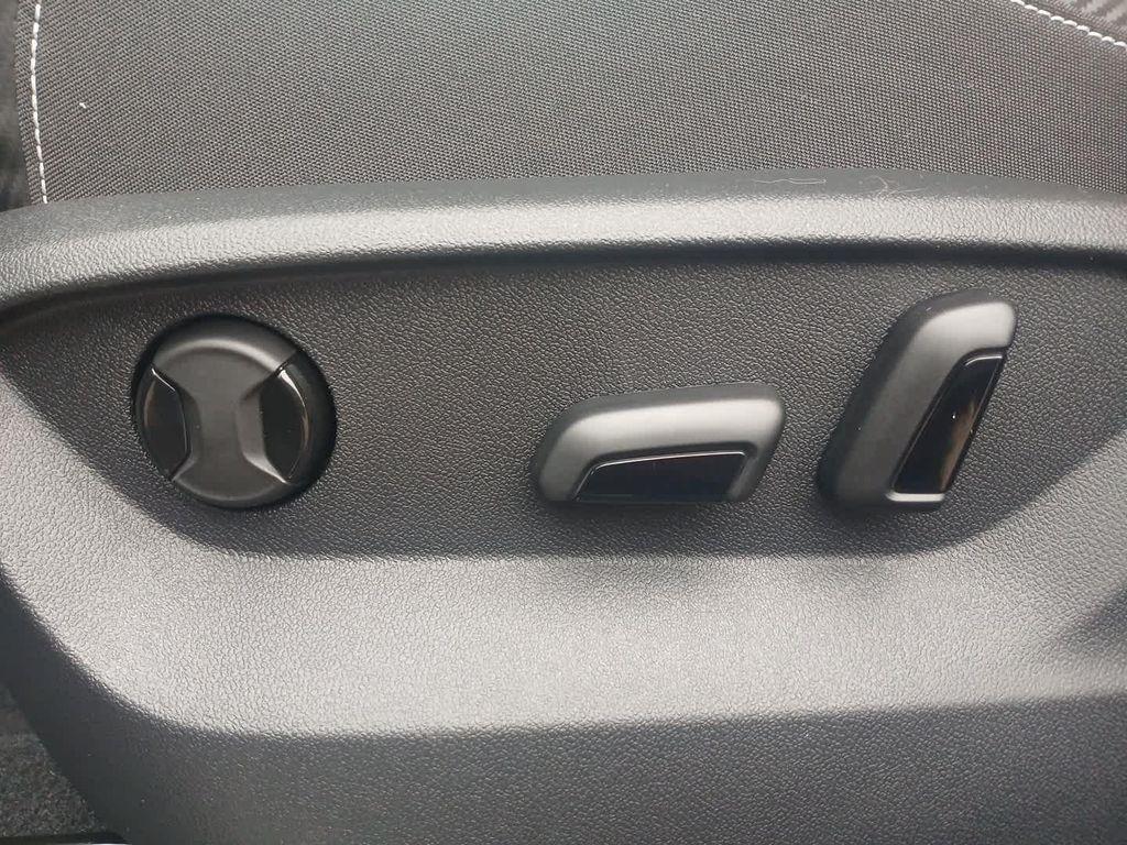 new 2026 Volkswagen Atlas Cross Sport car, priced at $47,938