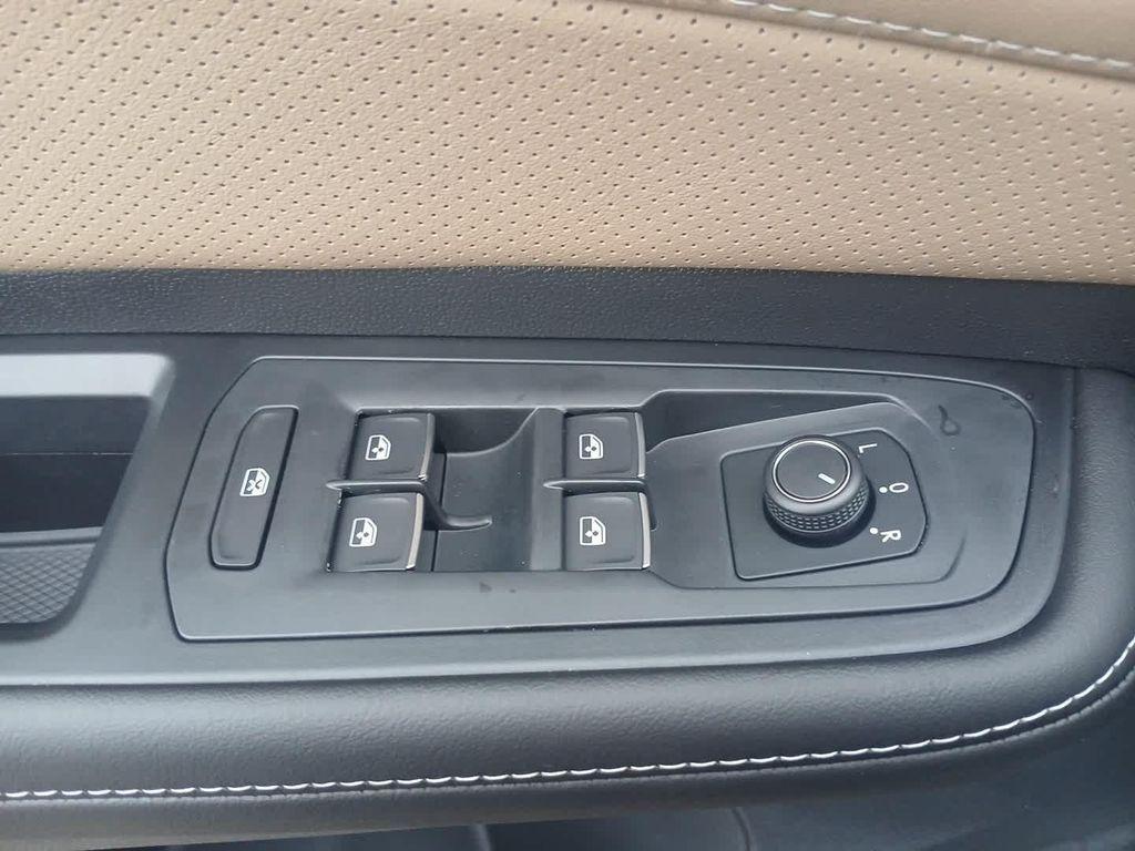 new 2026 Volkswagen Atlas Cross Sport car, priced at $47,938