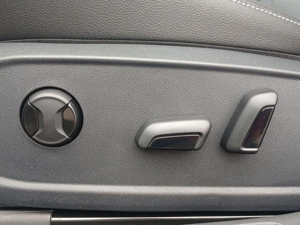 new 2025 Volkswagen Jetta car, priced at $28,173