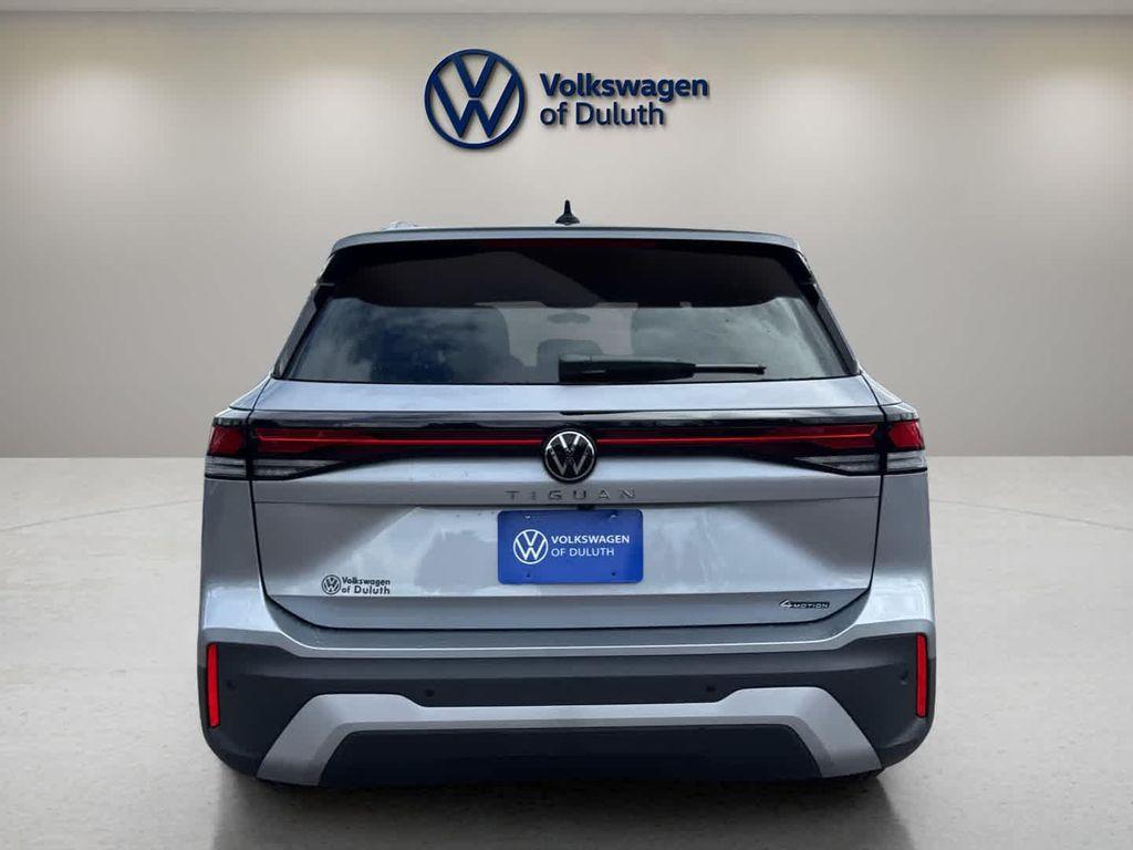 new 2025 Volkswagen Tiguan car, priced at $33,326