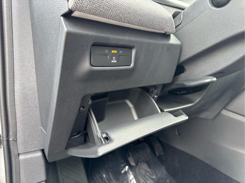 new 2025 Volkswagen Tiguan car, priced at $33,326