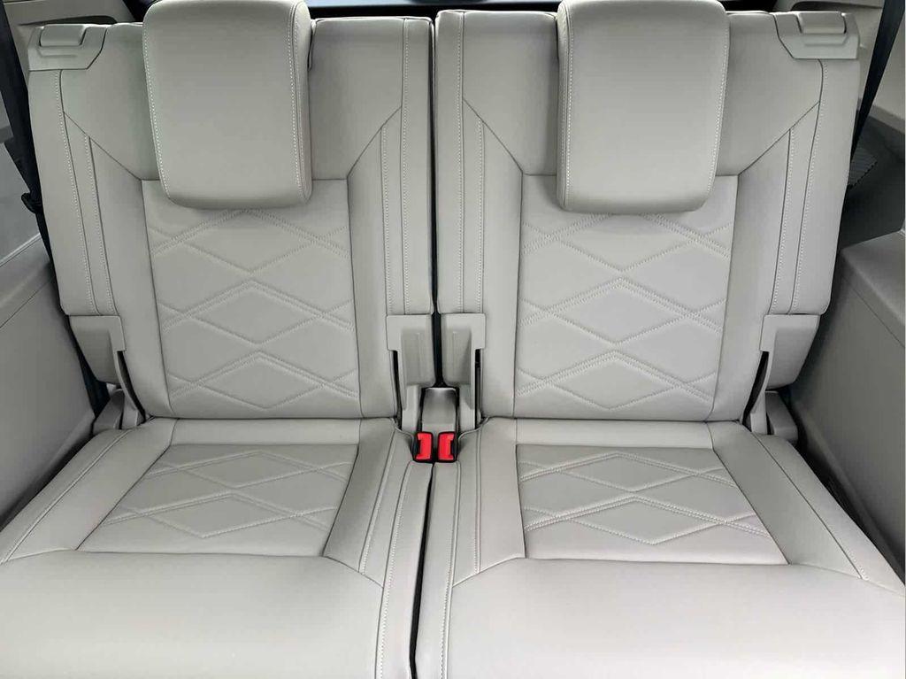 new 2026 Volkswagen Atlas car, priced at $43,803