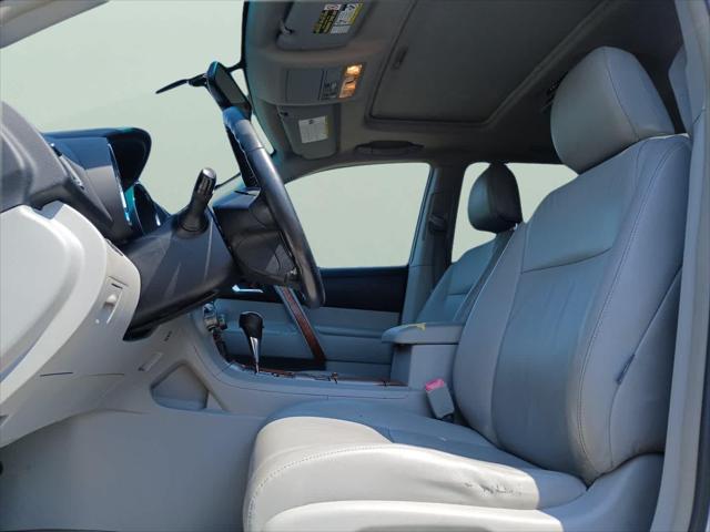 used 2009 Toyota Highlander car, priced at $8,999