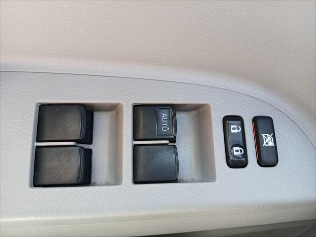used 2009 Toyota Highlander car, priced at $8,999