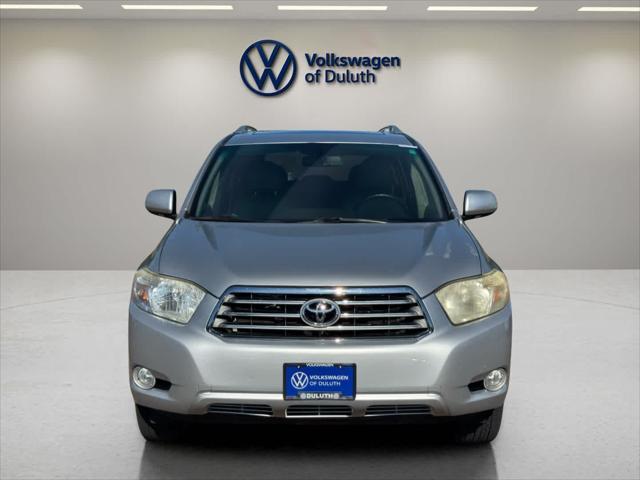 used 2009 Toyota Highlander car, priced at $8,999
