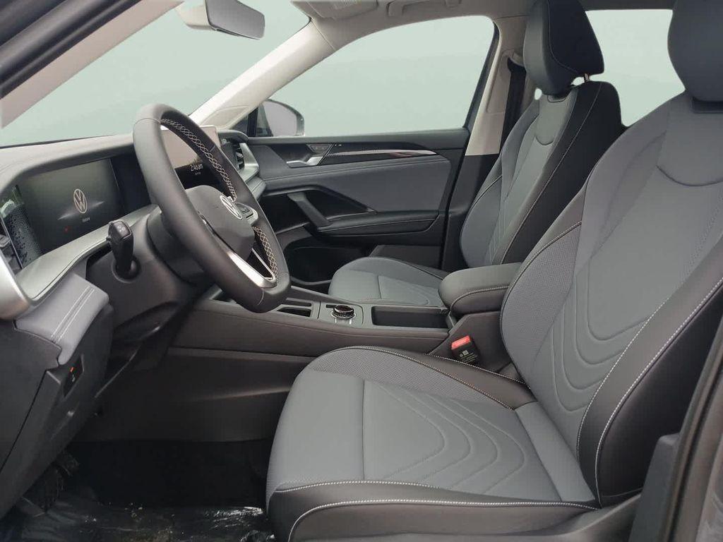 new 2025 Volkswagen Tiguan car, priced at $37,170