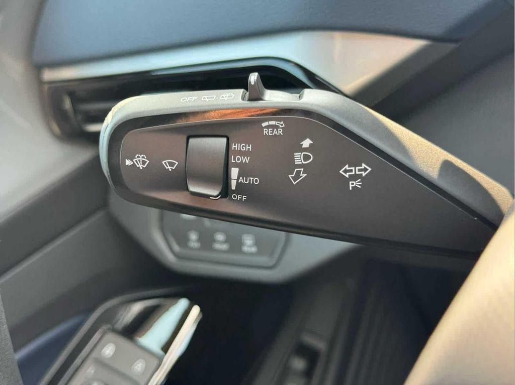 new 2025 Volkswagen ID.4 car, priced at $55,731