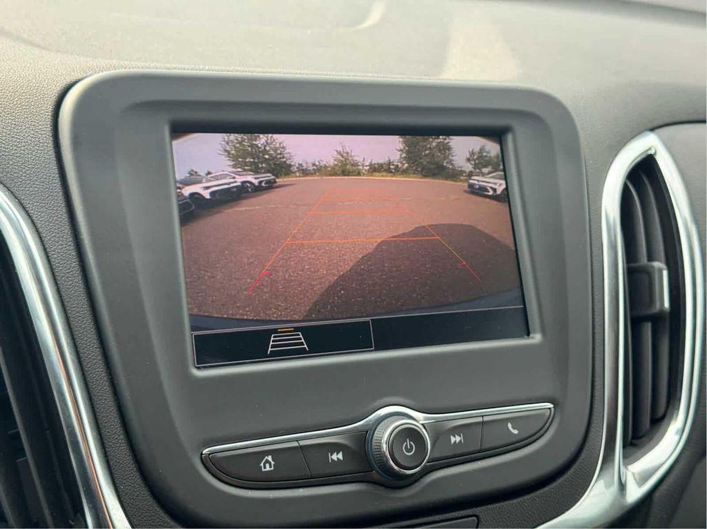 used 2024 Chevrolet Equinox car, priced at $25,000