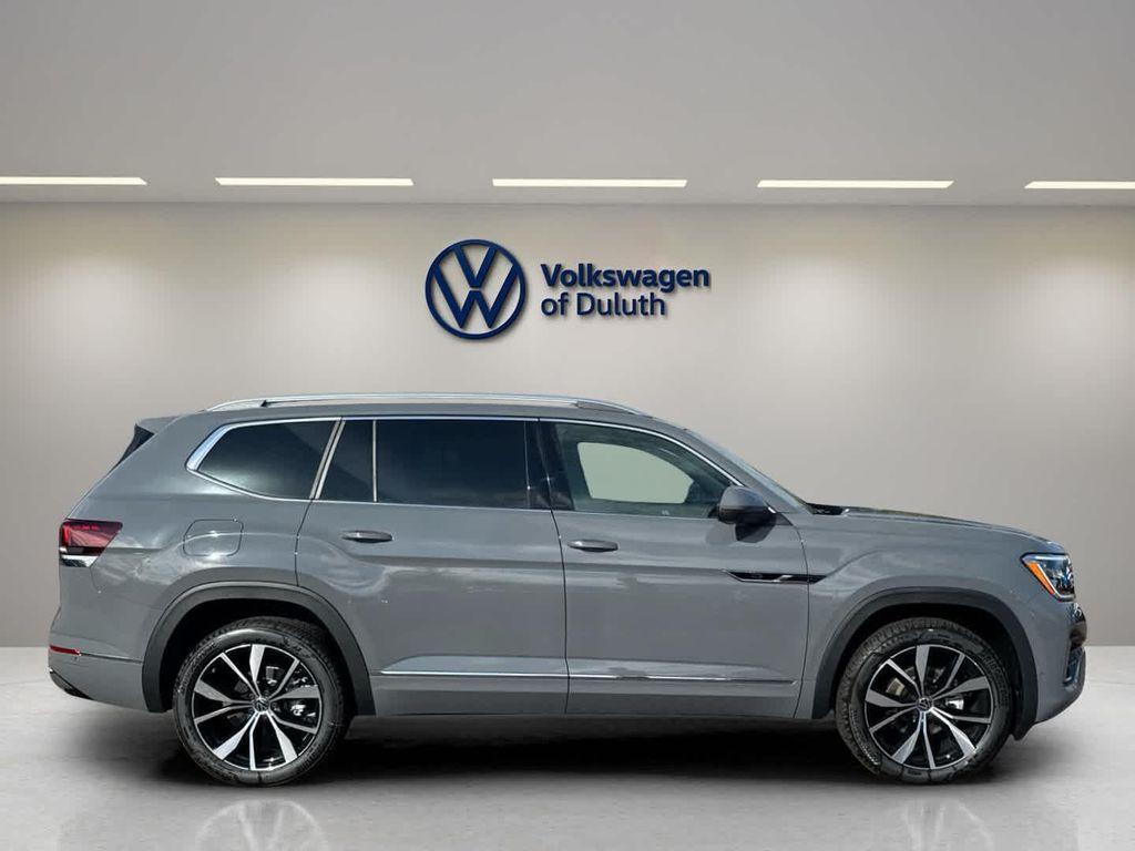 new 2026 Volkswagen Atlas car, priced at $56,476