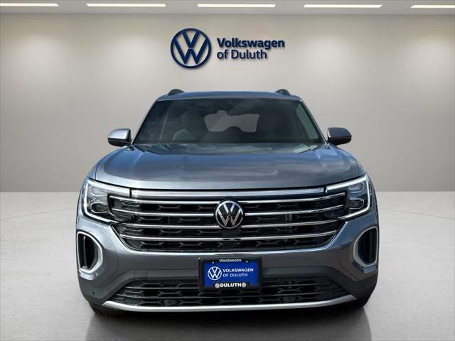 new 2025 Volkswagen Atlas car, priced at $47,017