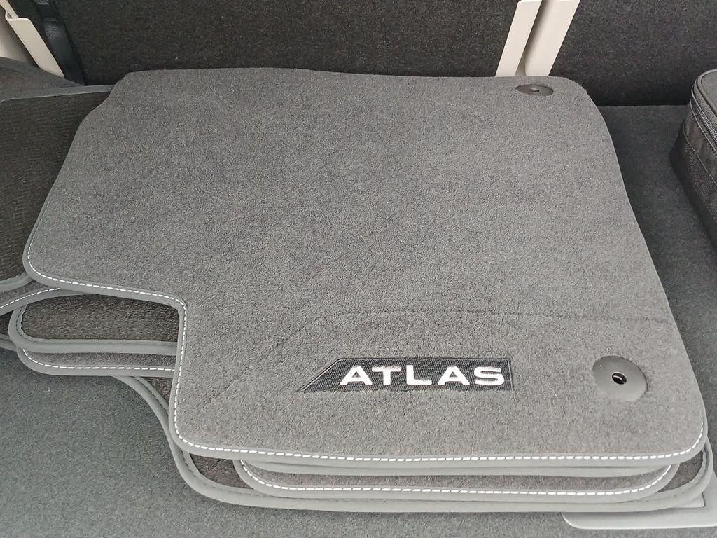 new 2026 Volkswagen Atlas car, priced at $56,695