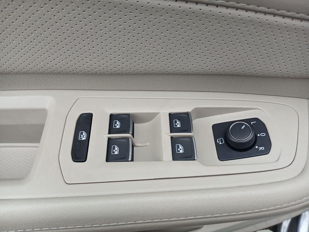 new 2026 Volkswagen Atlas car, priced at $56,695