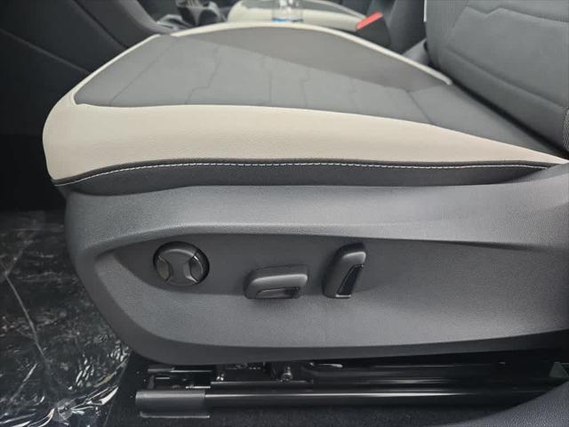 new 2025 Volkswagen Taos car, priced at $33,675