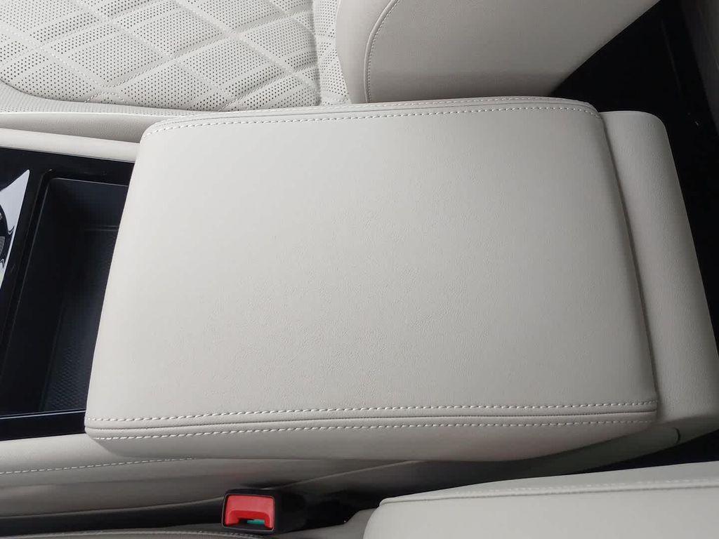 new 2026 Volkswagen Atlas car, priced at $57,652