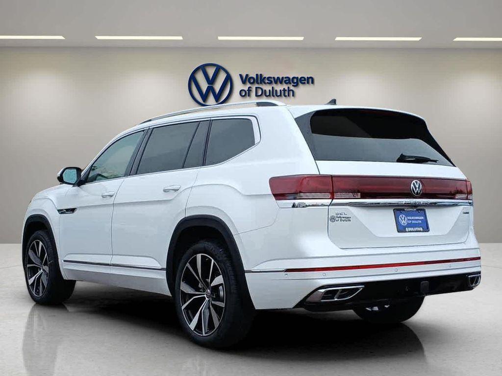 new 2026 Volkswagen Atlas car, priced at $57,652