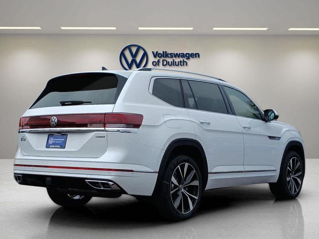 new 2026 Volkswagen Atlas car, priced at $57,652