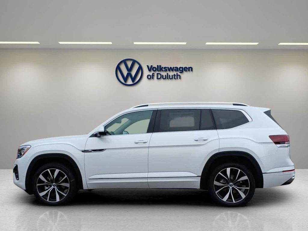 new 2026 Volkswagen Atlas car, priced at $57,652