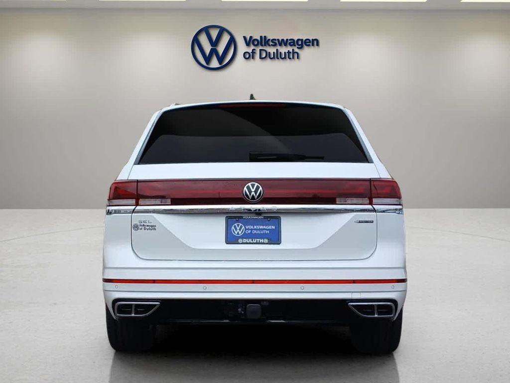 new 2026 Volkswagen Atlas car, priced at $57,652