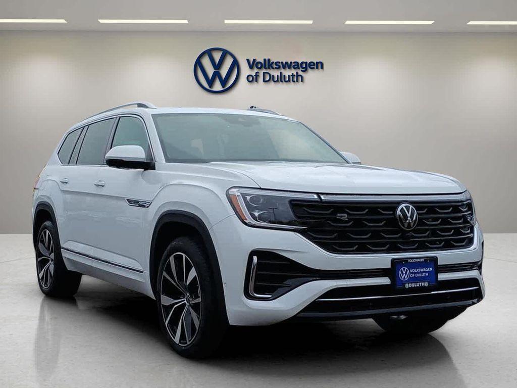 new 2026 Volkswagen Atlas car, priced at $57,652