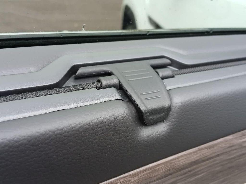 new 2026 Volkswagen Atlas car, priced at $56,652