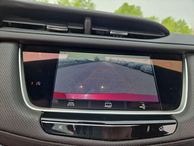 used 2023 Cadillac XT5 car, priced at $33,999