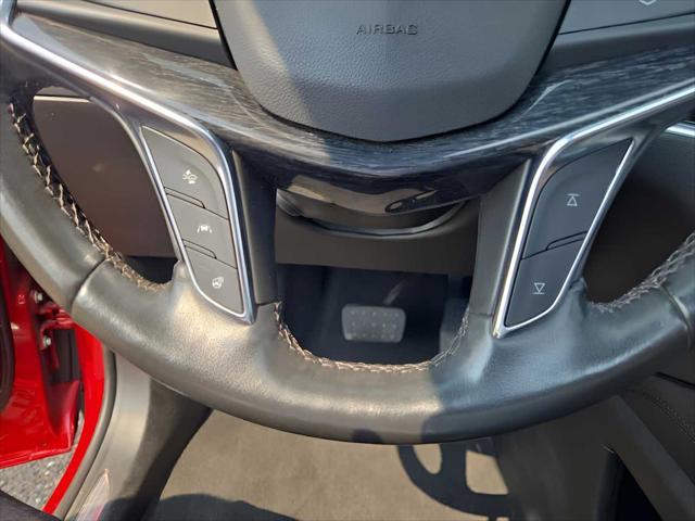 used 2023 Cadillac XT5 car, priced at $33,999