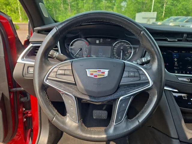 used 2023 Cadillac XT5 car, priced at $33,999