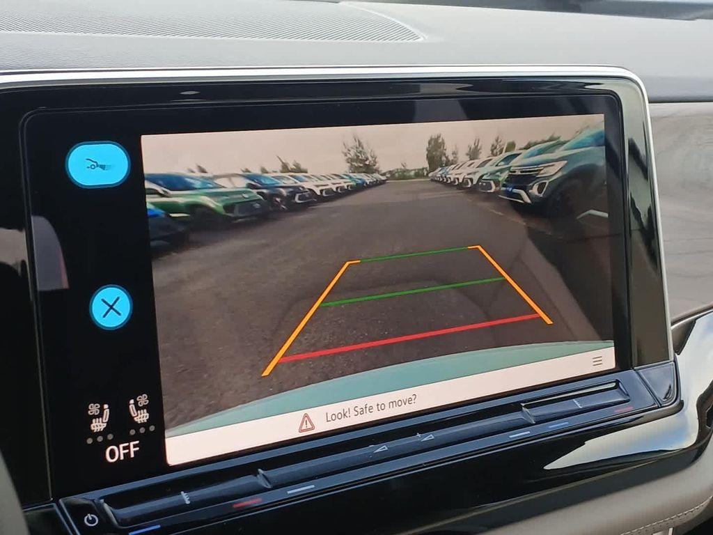 new 2026 Volkswagen Atlas car, priced at $43,138