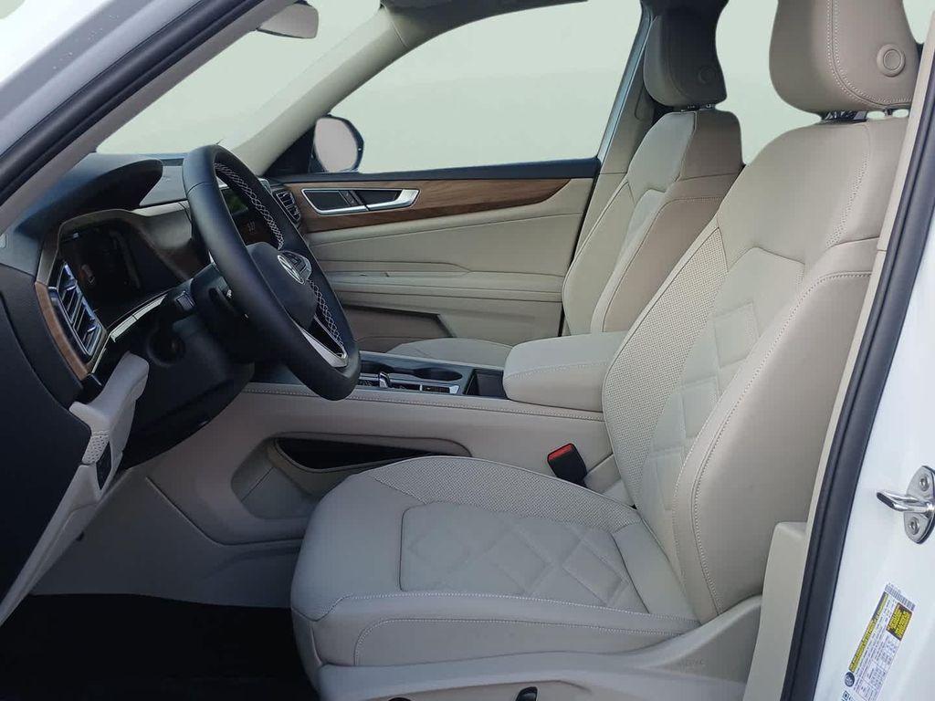 new 2026 Volkswagen Atlas car, priced at $43,138