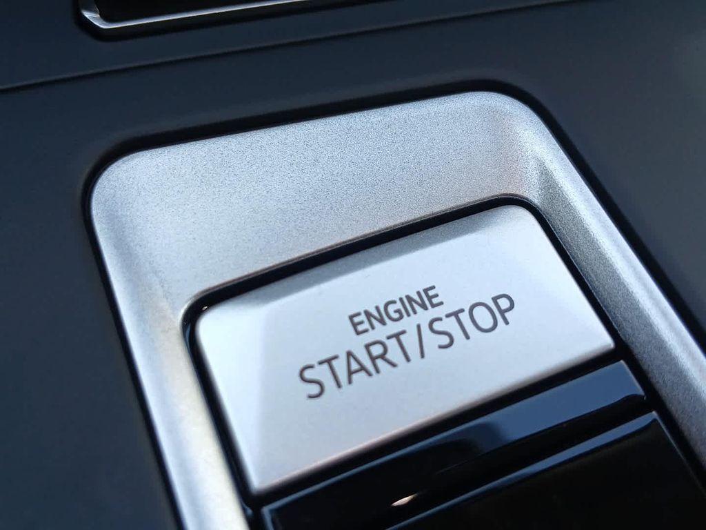 new 2026 Volkswagen Atlas car, priced at $43,138