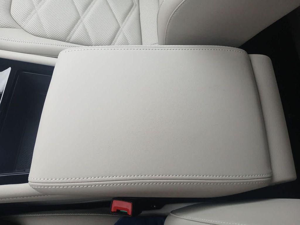 new 2026 Volkswagen Atlas car, priced at $48,608