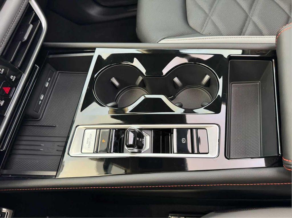 new 2026 Volkswagen Atlas car, priced at $50,601