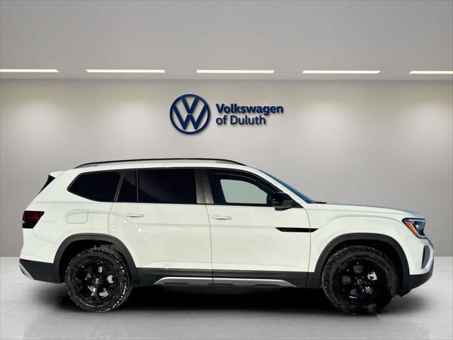 new 2025 Volkswagen Atlas car, priced at $48,730