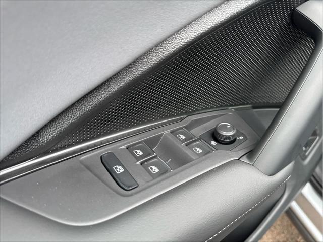 new 2025 Volkswagen Tiguan car, priced at $37,420